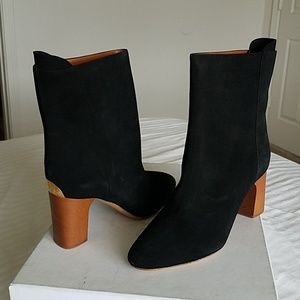 Cholé Black Booties
